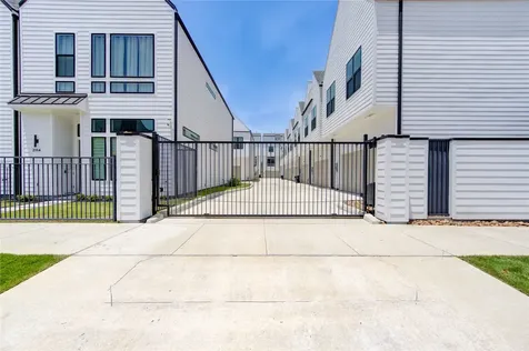 2418 Gray Street Houston TX 77003