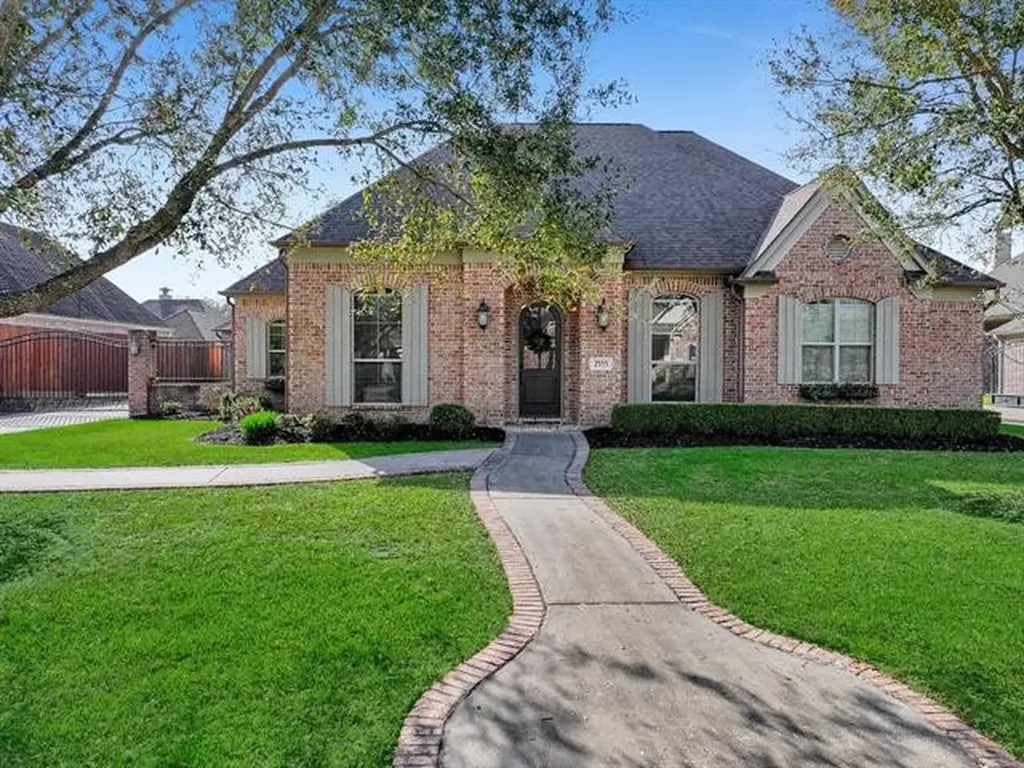 2555 Amberwood Drive Beaumont TX 77713