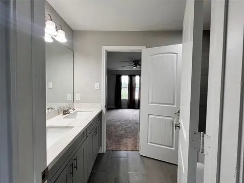 715 Seydler Street East Bernard TX 77435