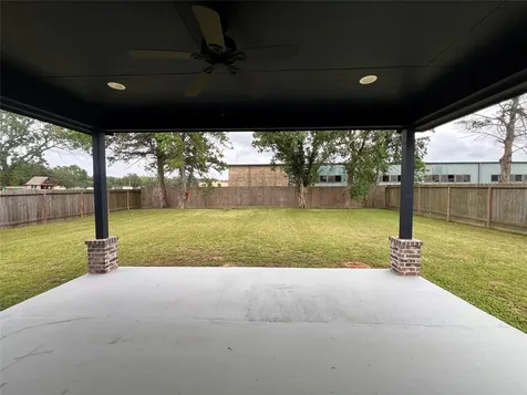 715 Seydler Street East Bernard TX 77435