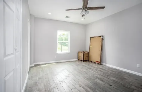 6004 England Street A /B Houston TX 77021