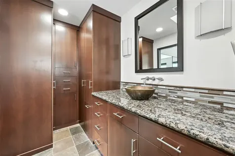 2019 Mcclendon Street Houston TX 77030