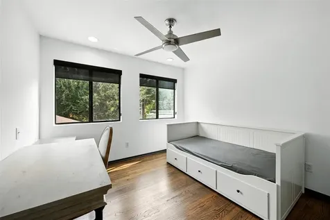 2019 Mcclendon Street Houston TX 77030