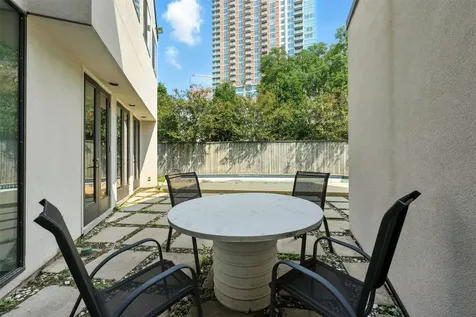 2019 Mcclendon Street Houston TX 77030