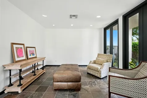 2019 Mcclendon Street Houston TX 77030