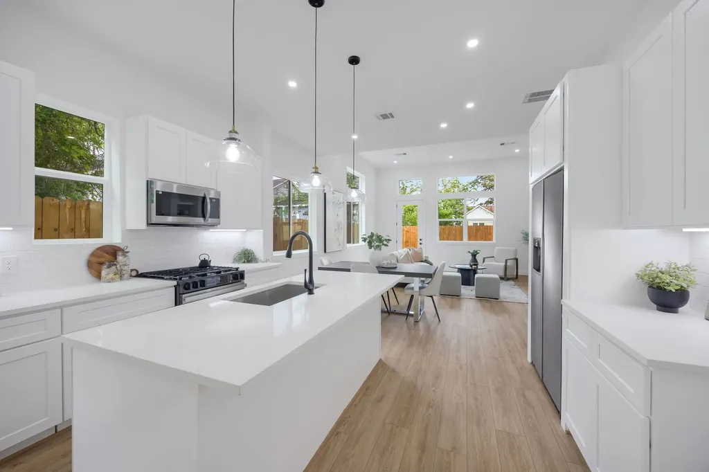 3107 Stonewall Street Houston TX 77020