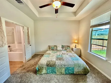 1055 Bluebonnet Trail Bellville TX 77418
