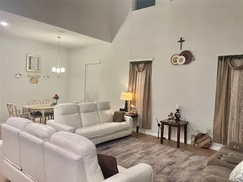 1055 Bluebonnet Trail Bellville TX 77418