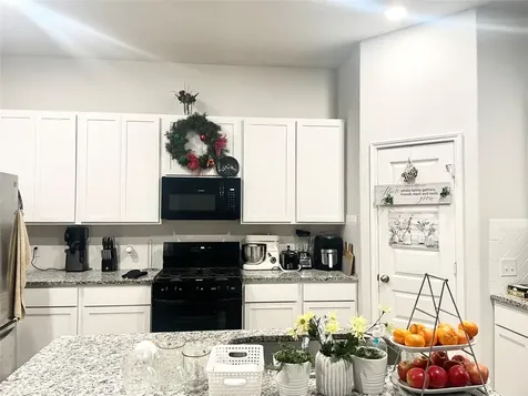 1055 Bluebonnet Trail Bellville TX 77418