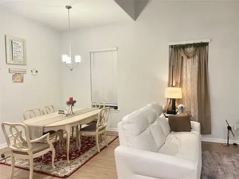 1055 Bluebonnet Trail Bellville TX 77418