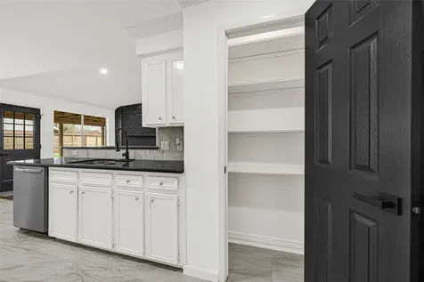4102 Townes Forest Road Friendswood TX 77546