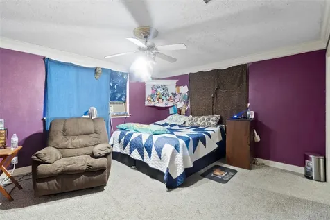 11941 W Hollyhill Drive Plantersville TX 77363