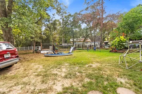 11941 W Hollyhill Drive Plantersville TX 77363