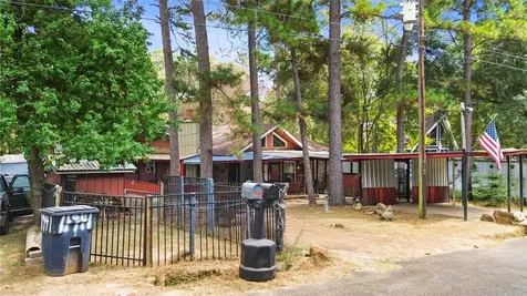11941 W Hollyhill Drive Plantersville TX 77363