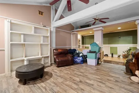 11941 W Hollyhill Drive Plantersville TX 77363