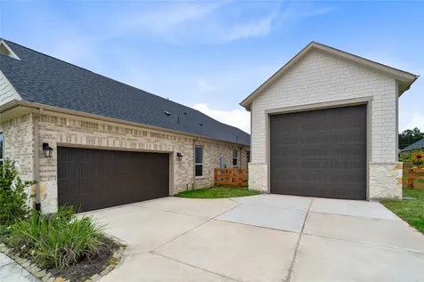 630 Running Iron Lane Magnolia TX 77354