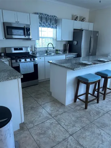 2734 Avenue D Dickinson TX 77539