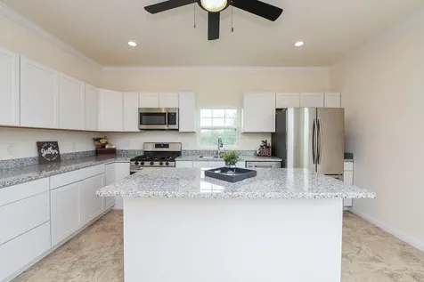 2734 Avenue D Dickinson TX 77539