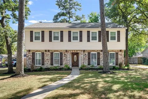1006 Glouchester Lane Houston TX 77073