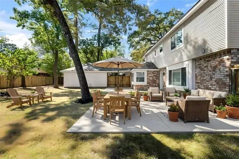 1006 Glouchester Lane Houston TX 77073