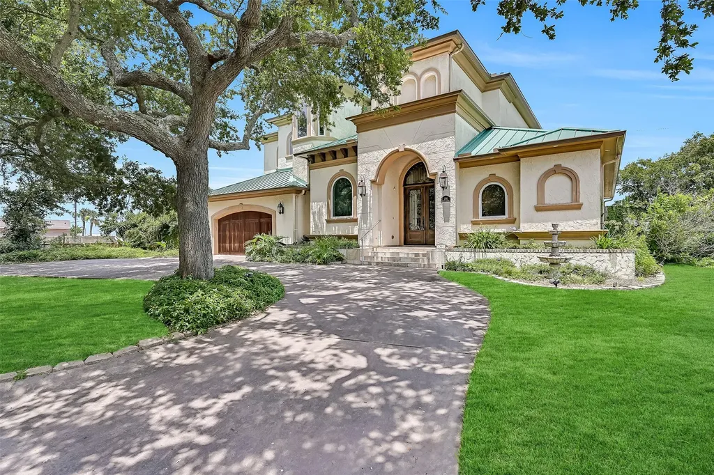 1301 Harbor View Drive Galveston TX 77550