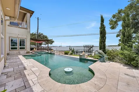 1301 Harbor View Drive Galveston TX 77550