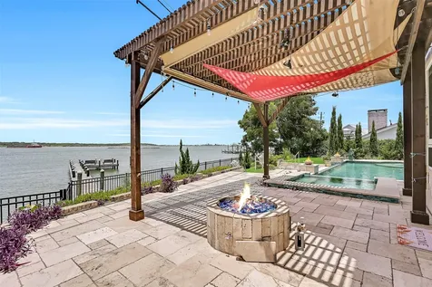 1301 Harbor View Drive Galveston TX 77550