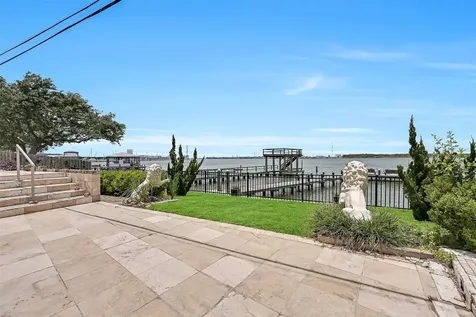 1301 Harbor View Drive Galveston TX 77550