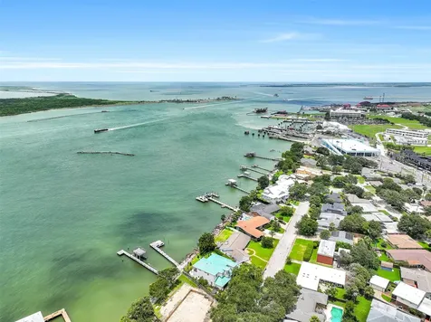 1301 Harbor View Drive Galveston TX 77550