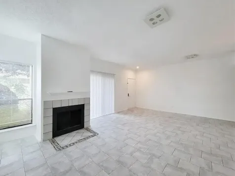 7119 N Holiday Drive Galveston TX 77550