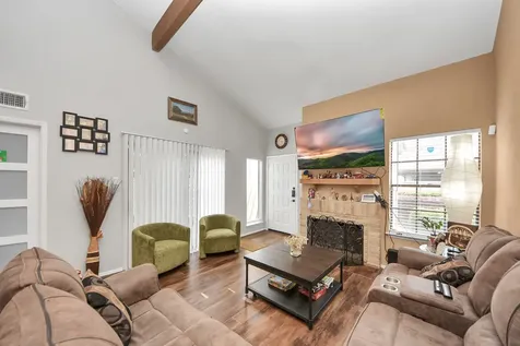 13457 Garden Grove Houston TX 77082