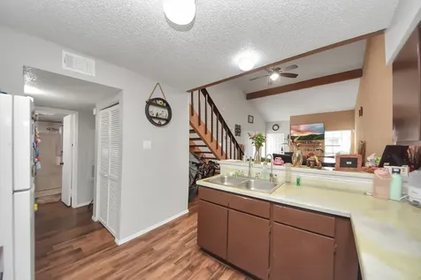 13457 Garden Grove Houston TX 77082