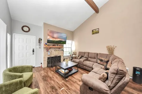 13457 Garden Grove Houston TX 77082