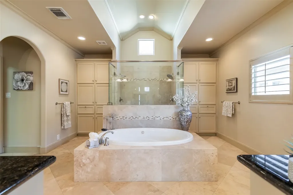 4724 Banning Drive F Houston TX 77027