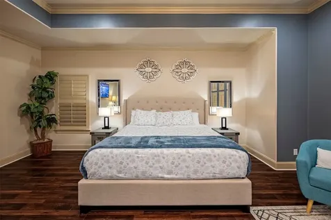 4724 Banning Drive F Houston TX 77027
