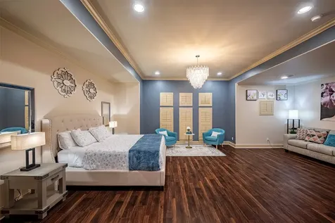 4724 Banning Drive F Houston TX 77027