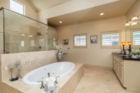 4724 Banning Drive F Houston TX 77027