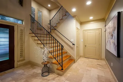 4724 Banning Drive F Houston TX 77027