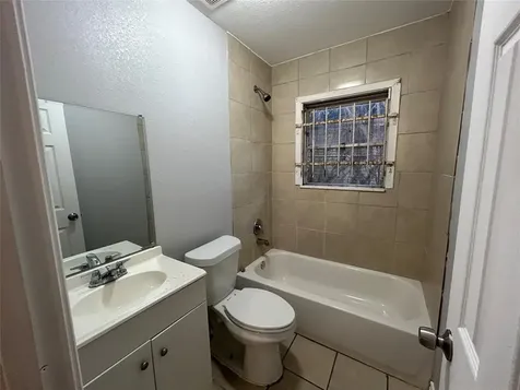 6818 Weston Street 1 Houston TX 77021