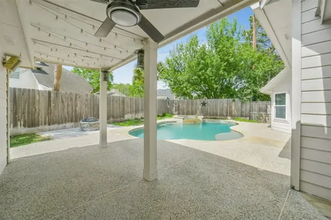 402 Sterling Heights Lane Houston TX 77094