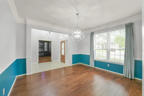 402 Sterling Heights Lane Houston TX 77094