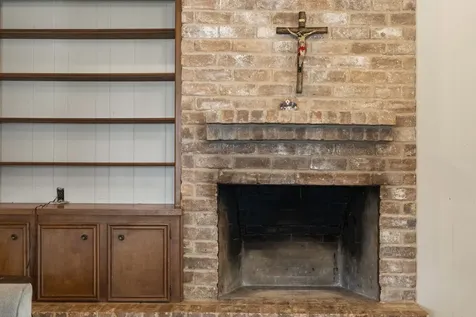 2016 Briar Lane Richmond TX 77469