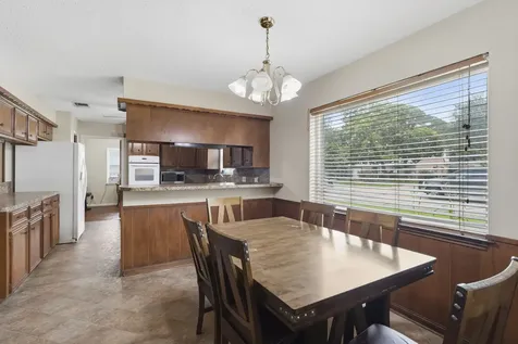 2016 Briar Lane Richmond TX 77469
