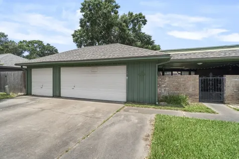 2016 Briar Lane Richmond TX 77469