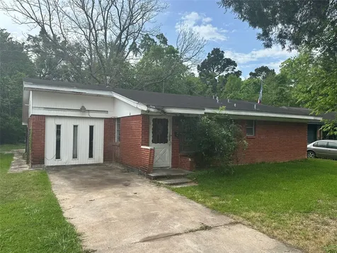 7736 Bretshire Drive Houston TX 77016