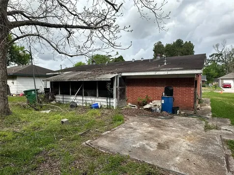 7736 Bretshire Drive Houston TX 77016