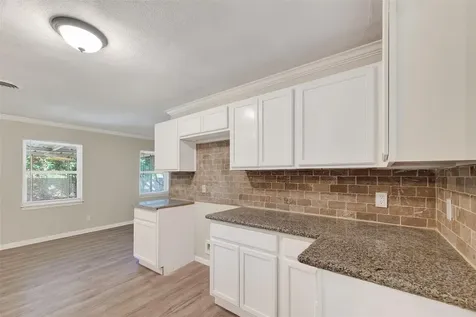 105 Longridge Drive La Marque TX 77568