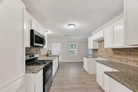 105 Longridge Drive La Marque TX 77568