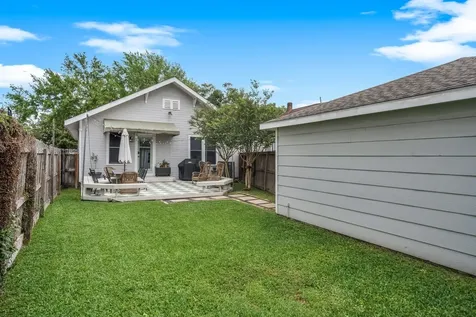 508 Merrill Street Houston TX 77009