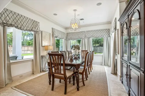 8614 Westview Drive Houston TX 77055
